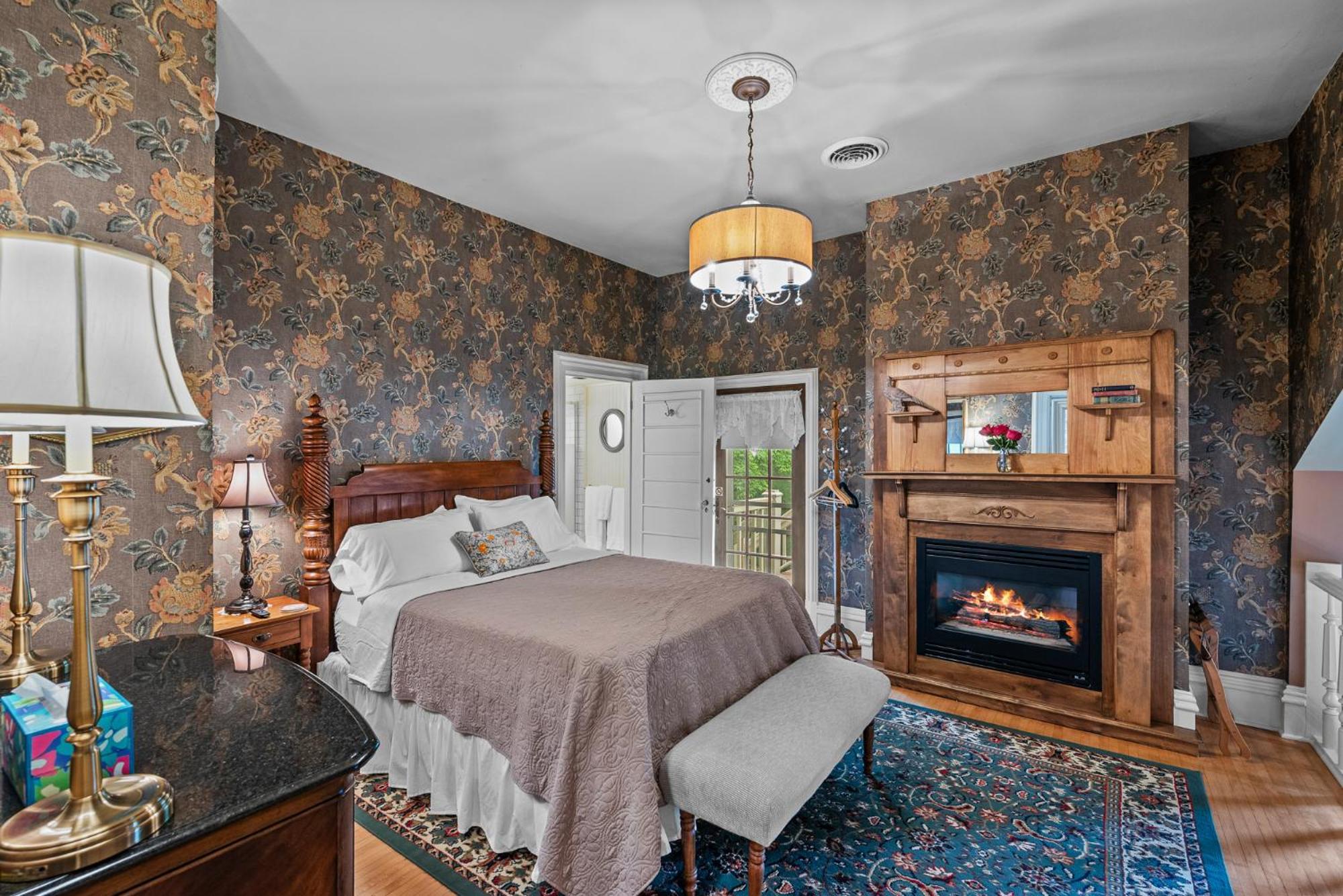 The Foxglove Inn Sturgeon Bay Dış mekan fotoğraf